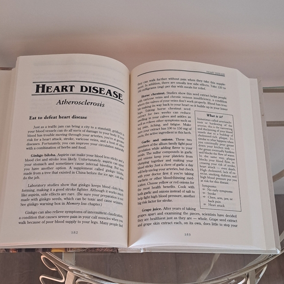 SOLD!! "The Country Doctor Handbook" Old-fashioned cures, etc. - Picture 2 of 4